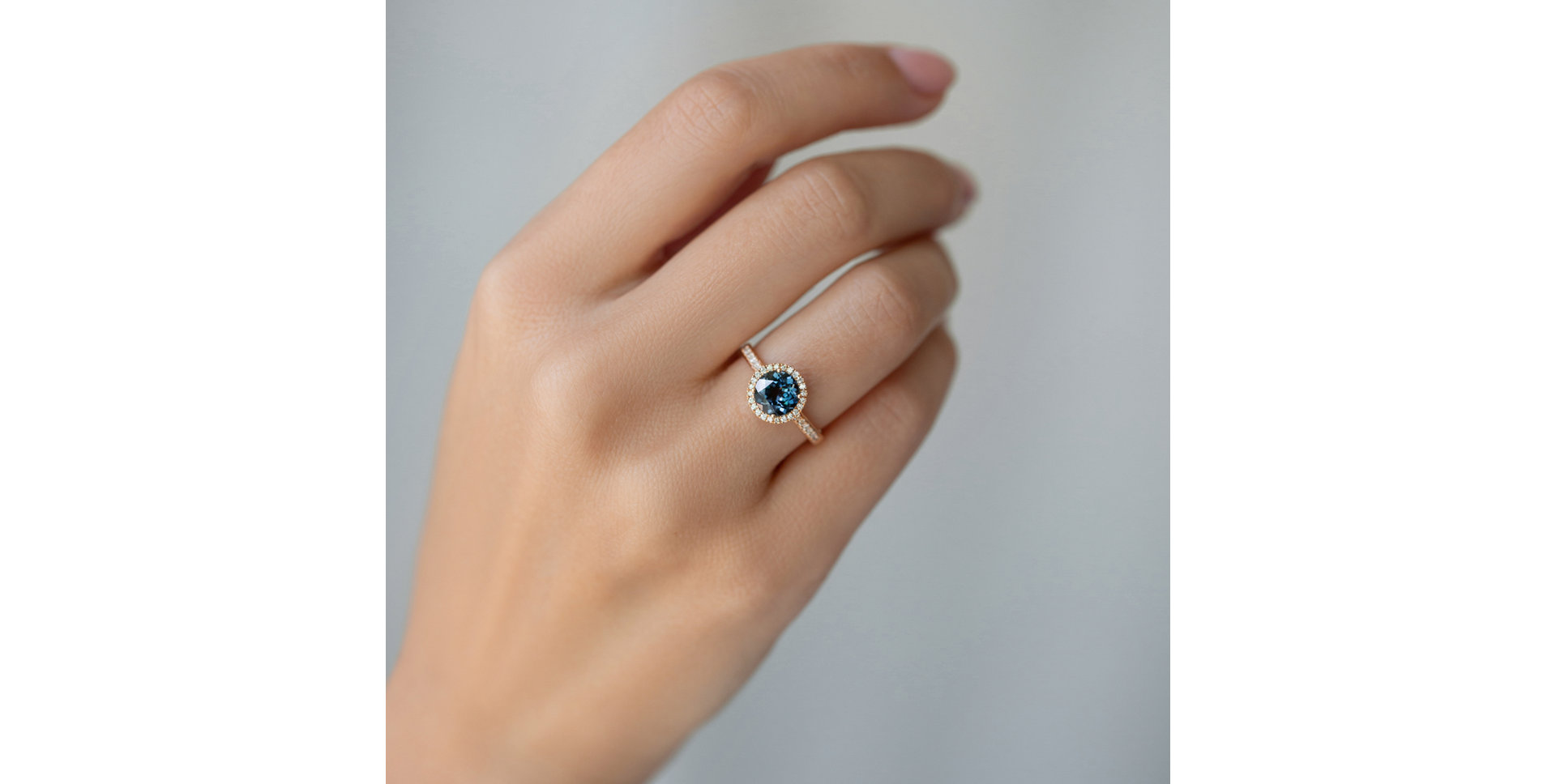 Prsteň s topásom a diamantmi Navy Nightfall