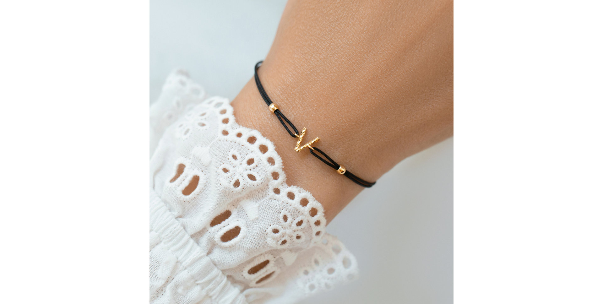 Náramok Spiral Alphabeth V